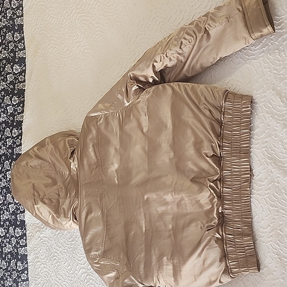 Ralph Lauren Gold Puffer Jacket Hooded size Large - Picture 7 of 7